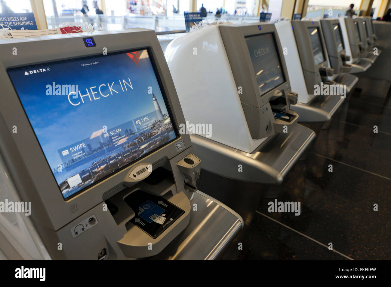 Delta Airlines airport check-in kiosks - Ronald Reagan Washington National Airport, USA Stock Photo