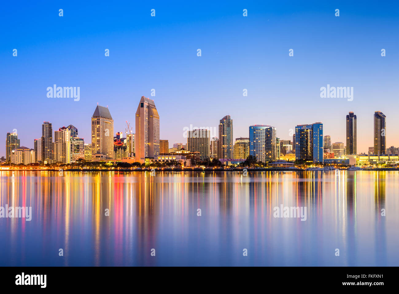 Landscape san diego skyline hi res stock photography and images Alamy