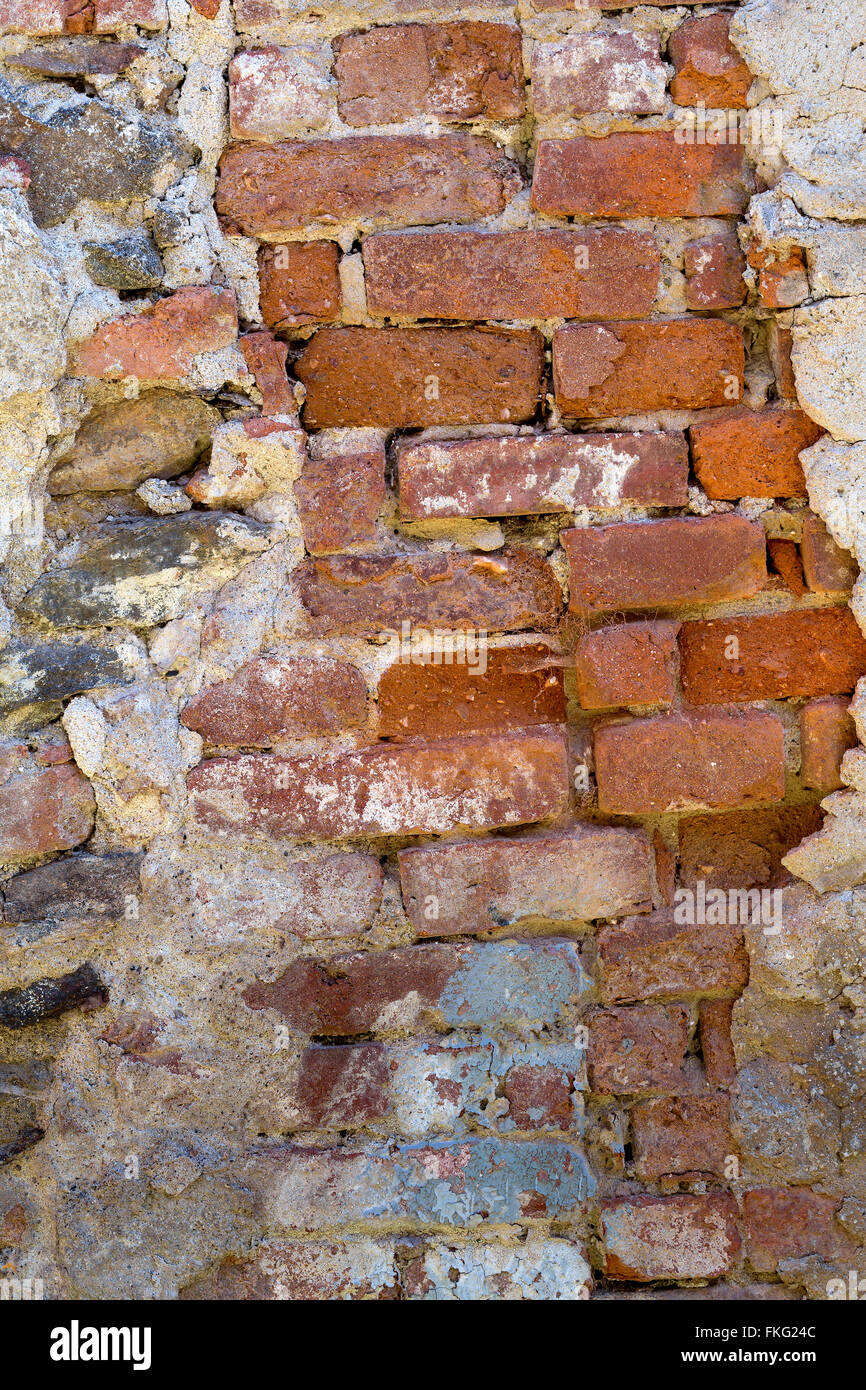old wall with red brick grunge texture for background Stock Photo - Alamy