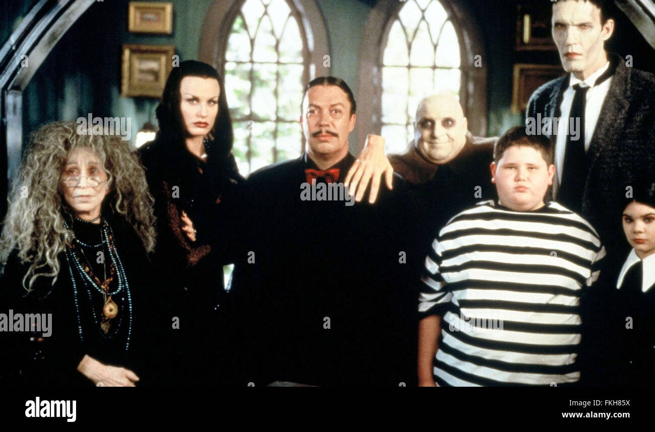 TÉLÉCHARGER LA FAMILLE ADDAMS 3 LES RETROUVAILLES FAMILLE LES 3 TÉLÉCHARGER RETROUVAILLES ADDAMS LA