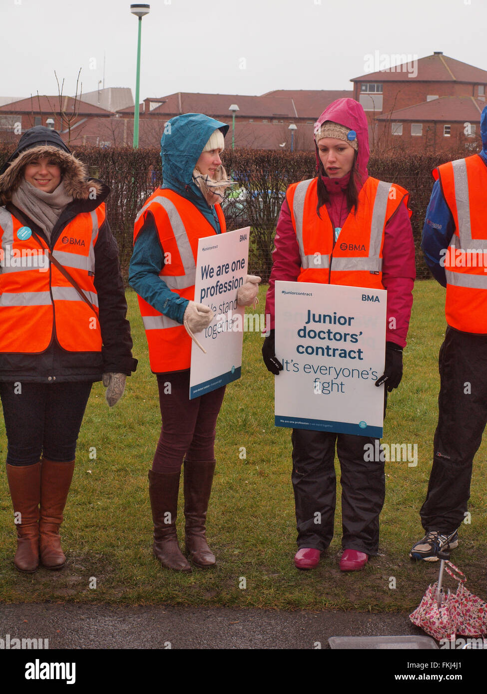 Newcastle Upon Tyne, UK. 9th March 2016. UK News: Junior doctors walk out in the pouring rain on a 48 hour strike outside Rake Lane Hospital in North Tyneside. Credit:  james walsh/Alamy Live News Stock Photo