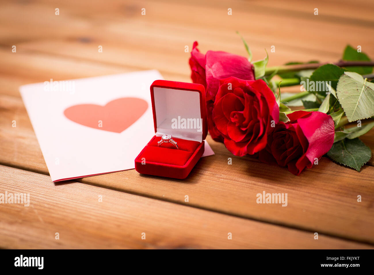 Close up diamond ring roses hi-res stock photography and images - Alamy