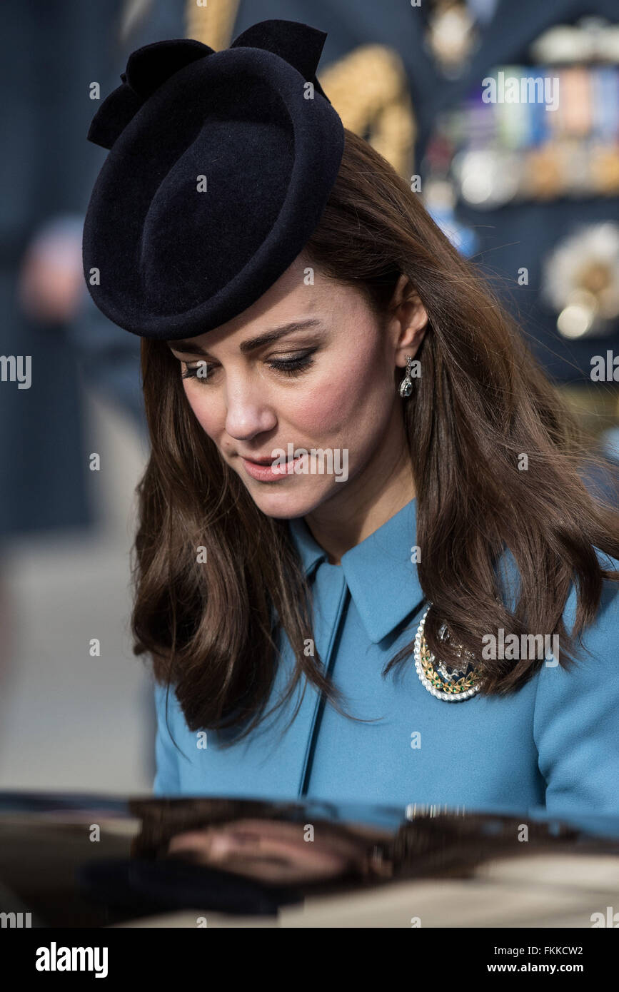 75th anniversary of the RAF Cadets service at the RAF St. Clement Danes chapel.  Featuring: The Duchess of Cambridge Where: London, United Kingdom When: 07 Feb 2016 Stock Photo