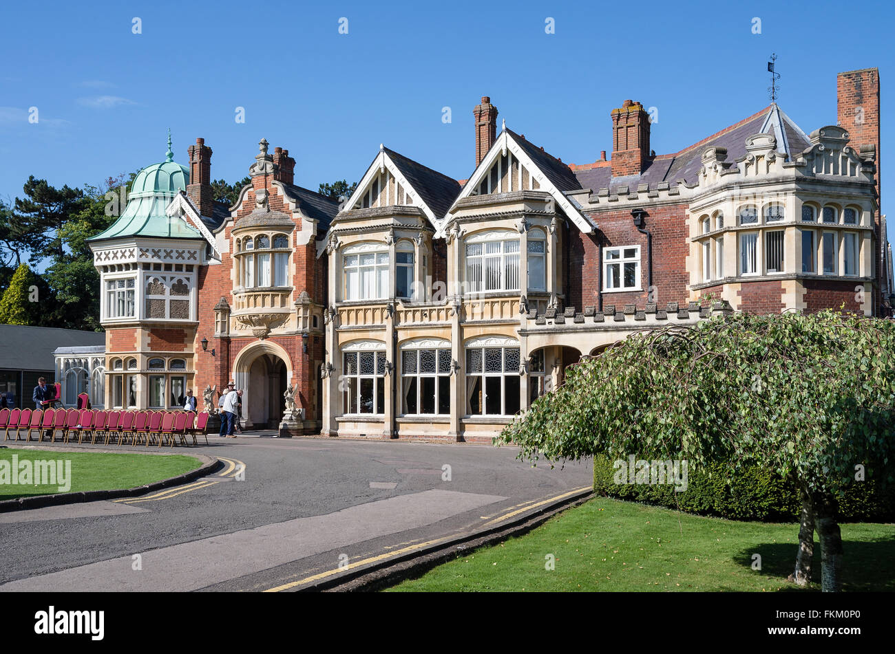 Bletchley Park mansion - headquarters of the WWII codebreakers during World War 2 Stock Photo
