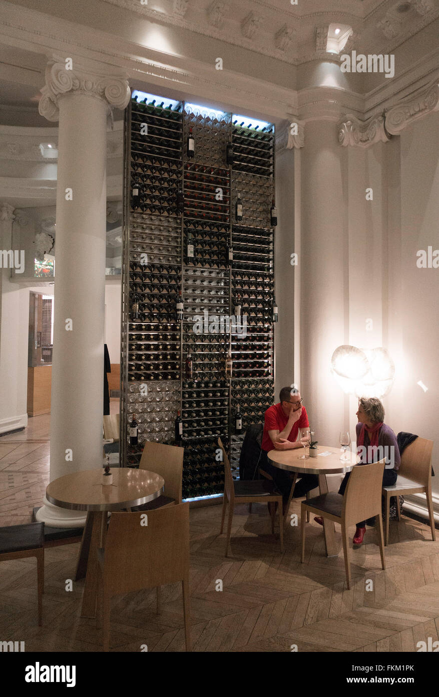 Bordeaux,France Bar du Vin Stock Photo Alamy