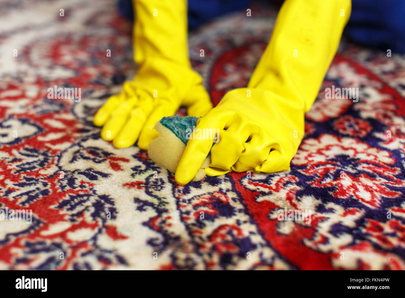 kids cleaning gloves