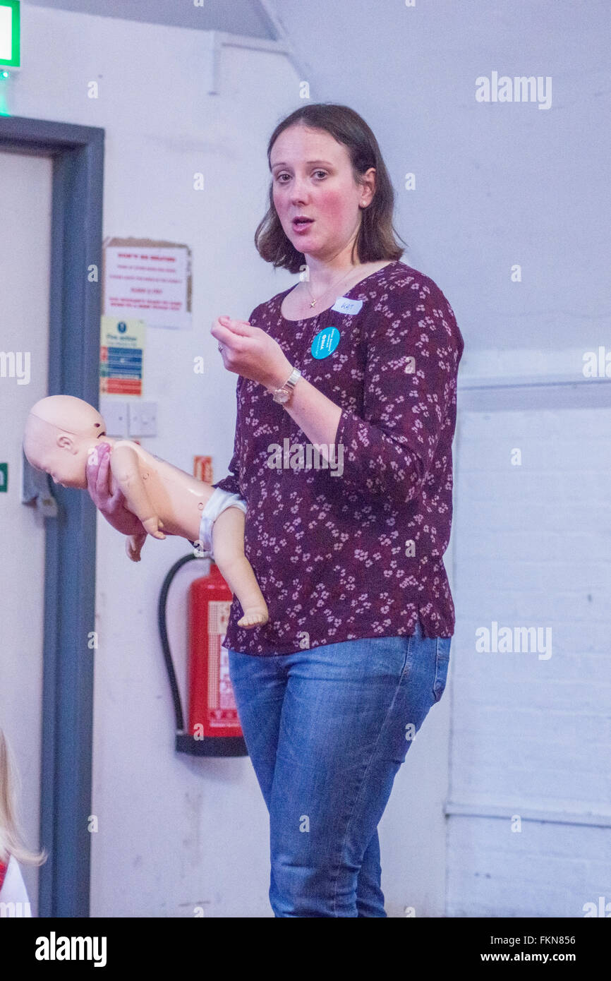 Parents and grandparents are given Basic Life Support (BLS) instruction