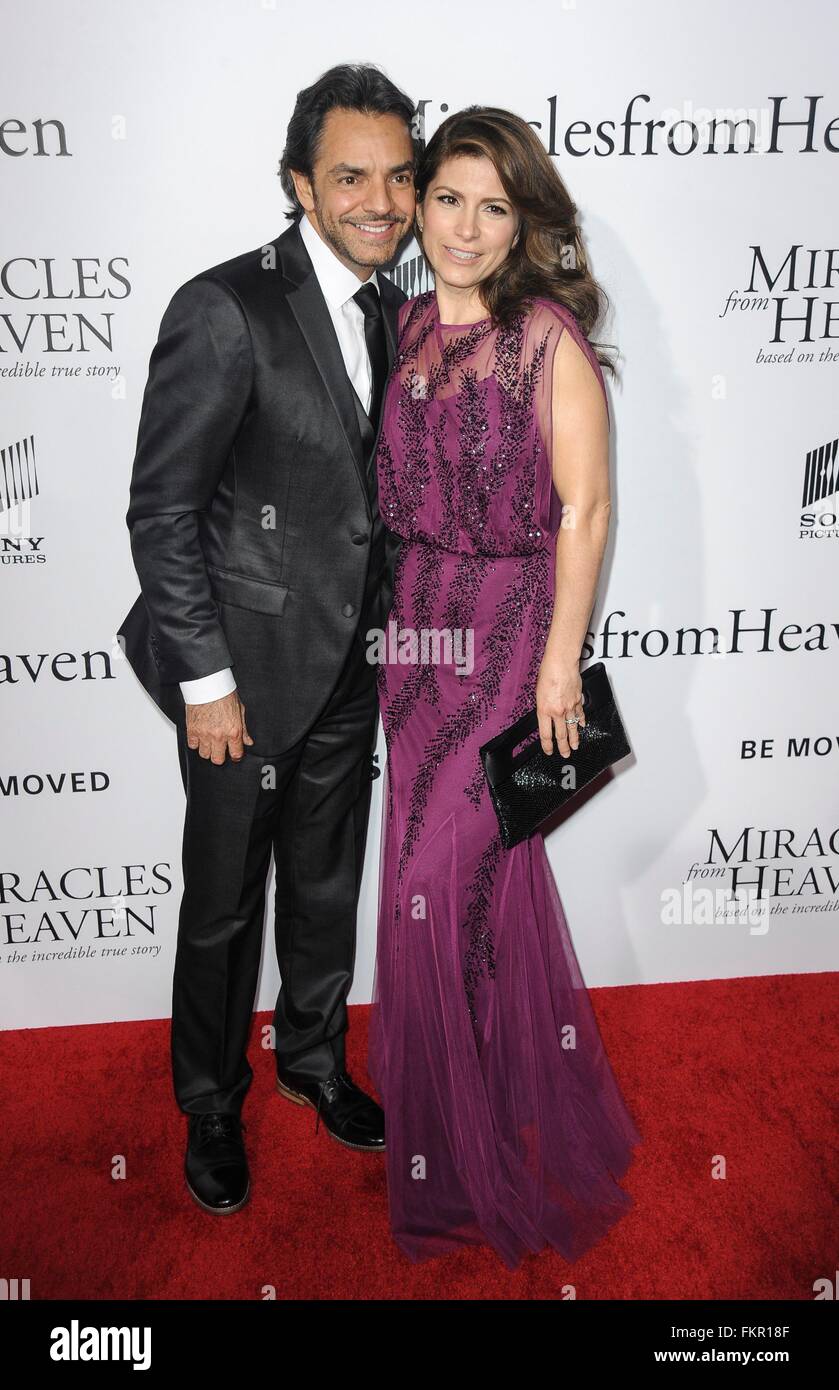 Eugenio derbez and alessandra rosaldo hi-res stock photography and images -  Alamy