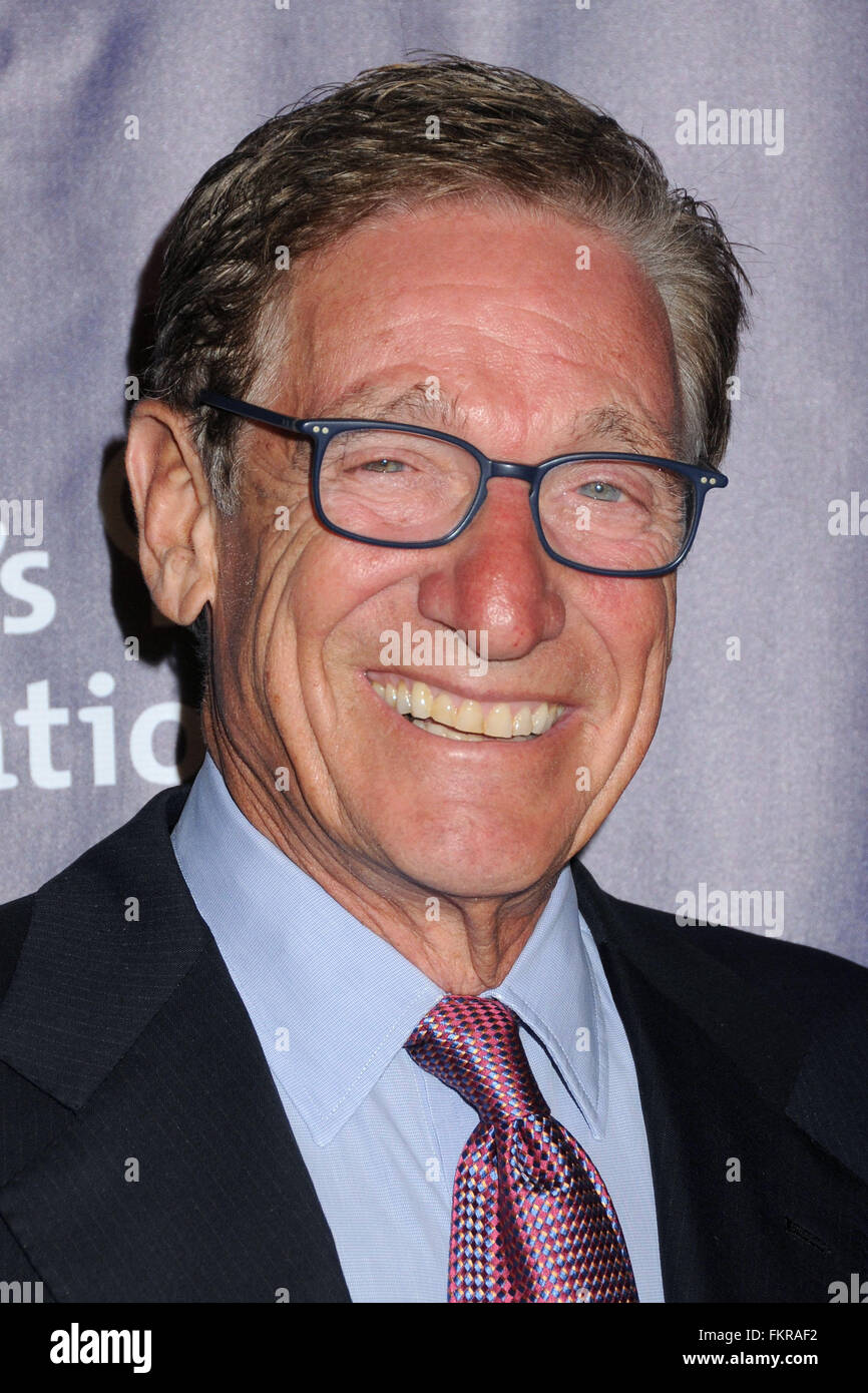 Maury povich hi-res stock photography and images - Alamy