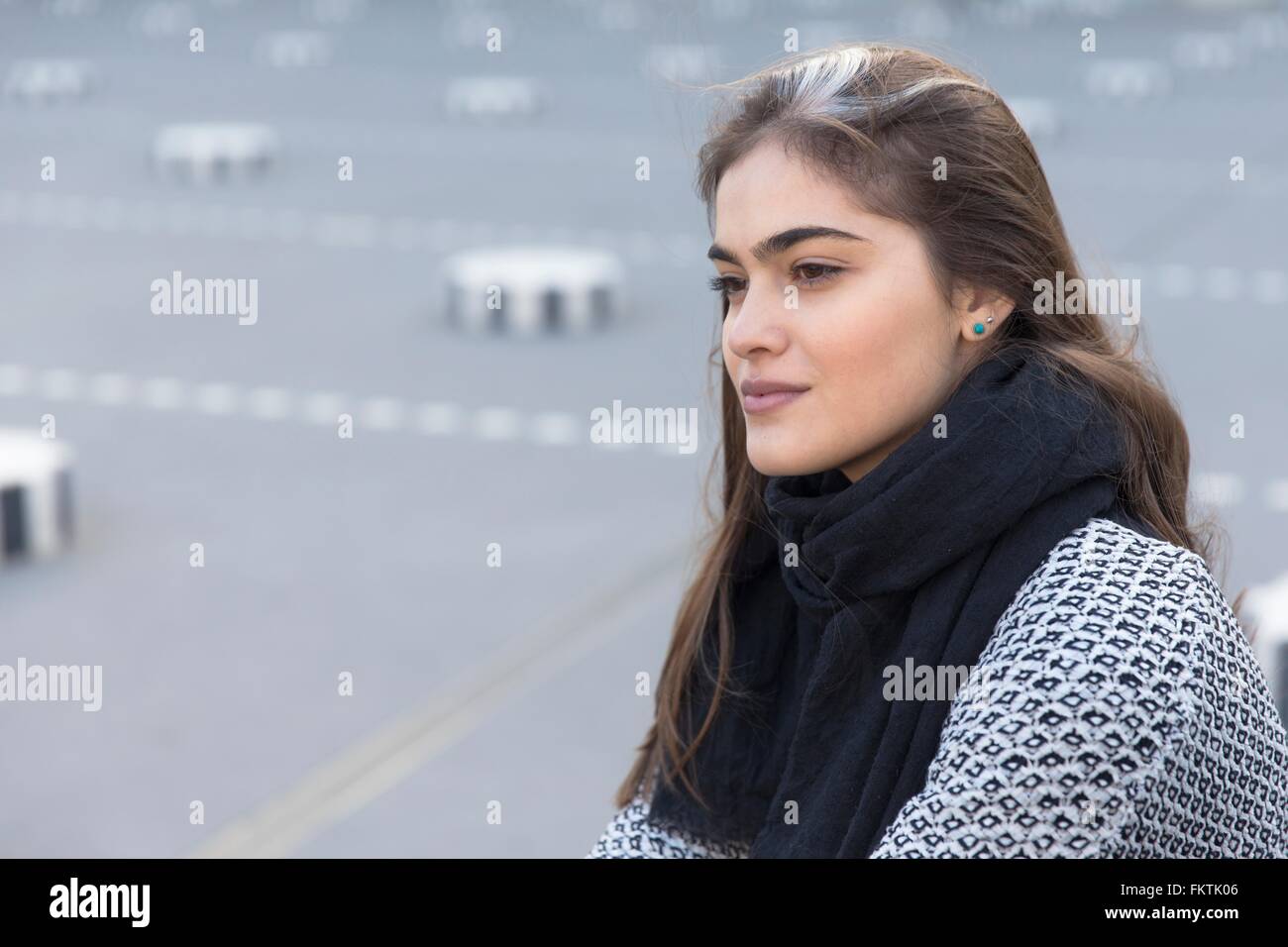 Woman hairstyle up side view hi-res stock photography and images - Alamy