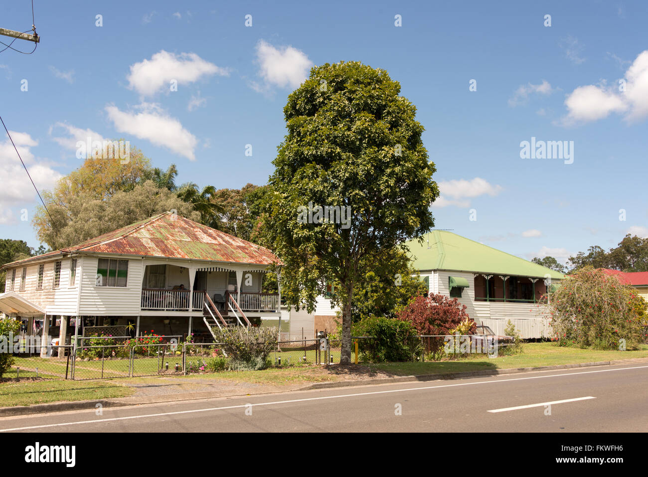 Two 1901 Federation houses in Landsborough, a small historical and colonial town, lay at the southern end of the Blackall Range on the Sunshine Coast Stock Photo