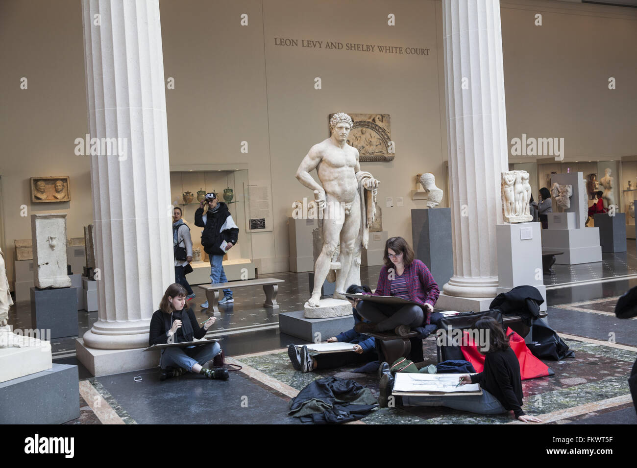 Hercules statue in new york hires stock photography and images Alamy