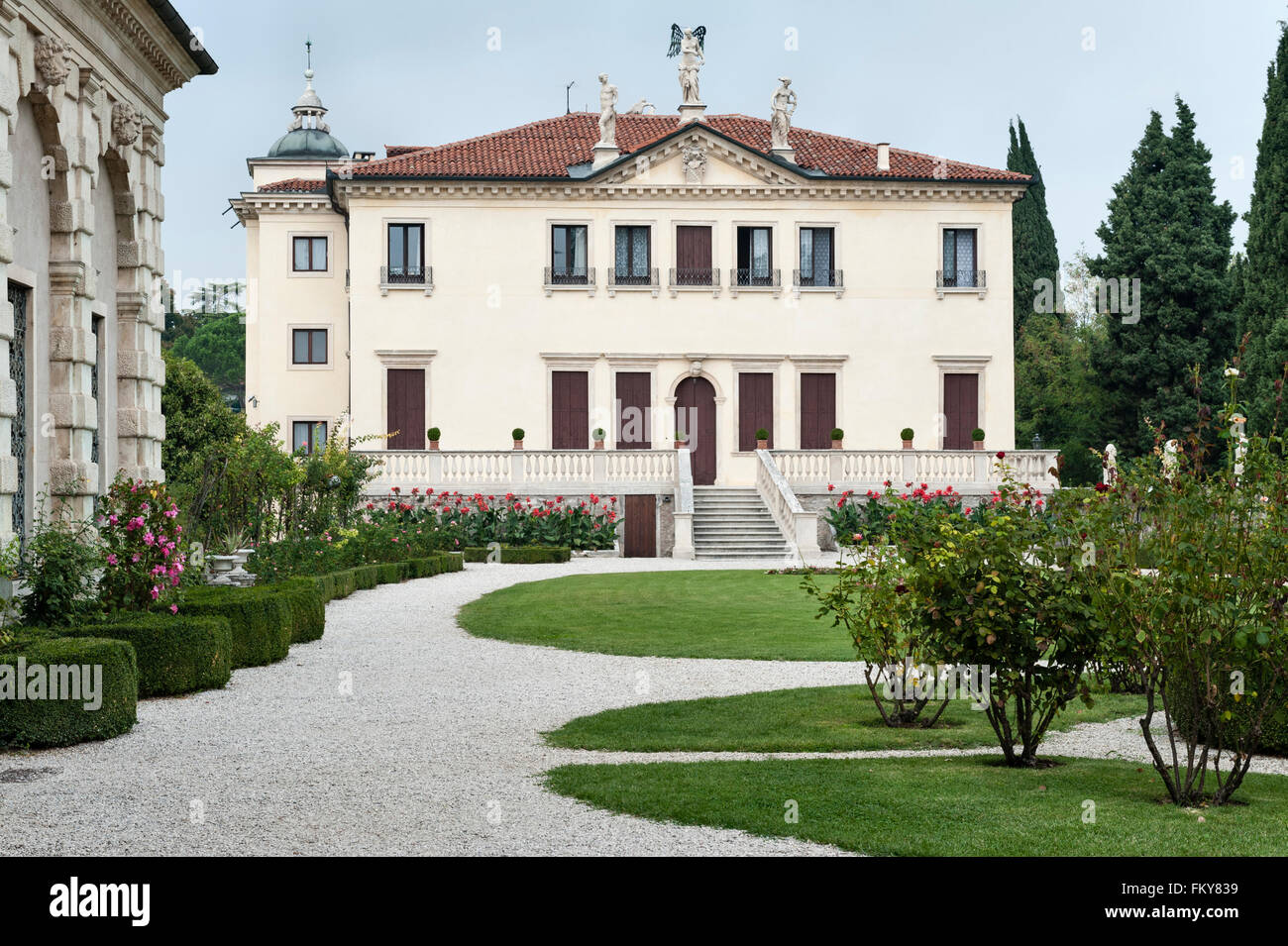 Villa Valmarana ai Nani, Vicenza, Italy. Famous for its frescoes by Tiepolo and for the dwarf statues along its garden wall Stock Photo