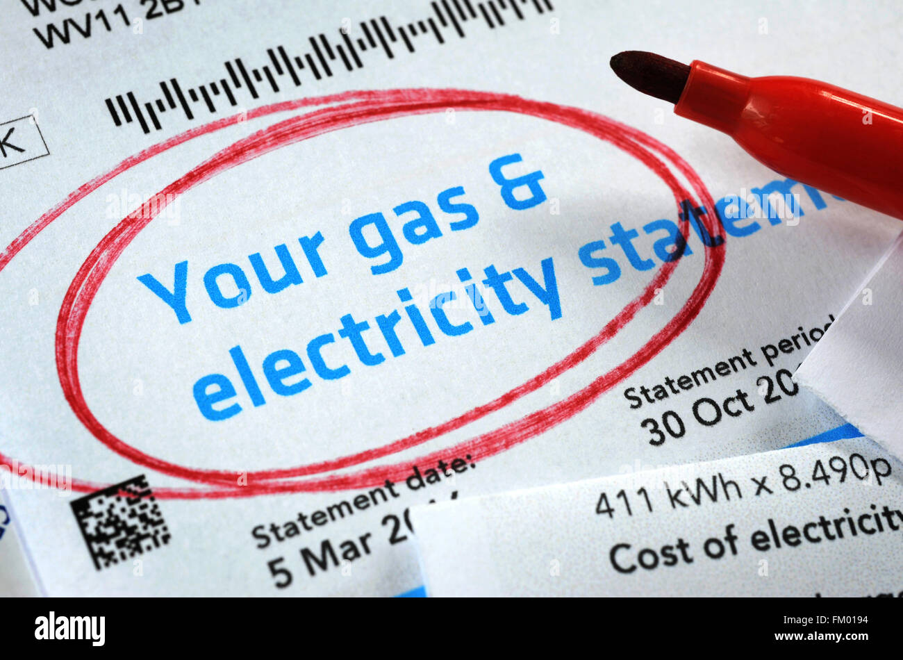 GAS AND ELECTRICITY STATEMENT / BILL RE ENERGY COSTS FUEL PRICES HOME HEATING HOUSE BUDGETS INSULATION RISING HOUSEHOLD COSTS UK Stock Photo