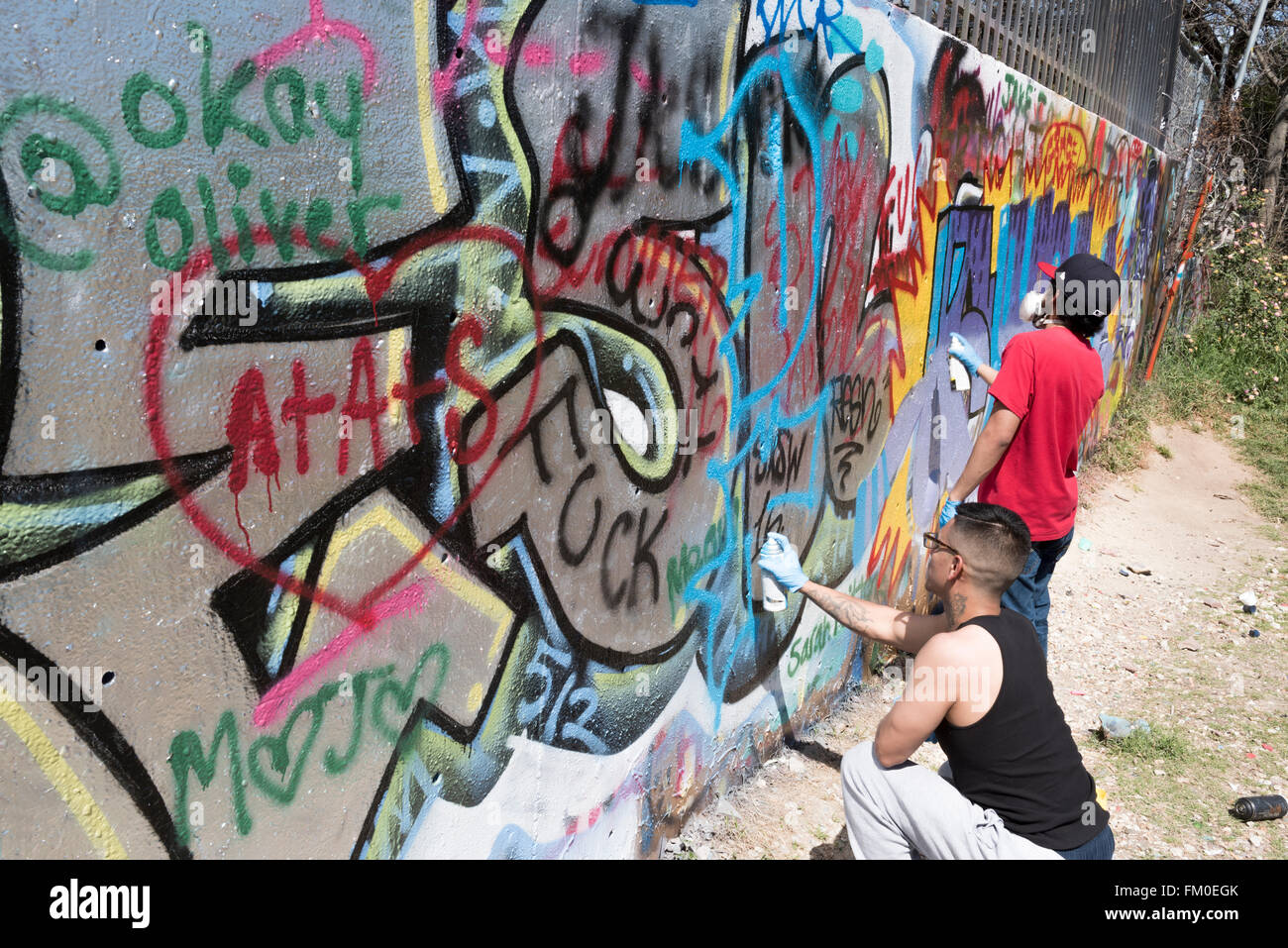 Graffi Work Spray painting wall hi-res stock photography and images - Alamy