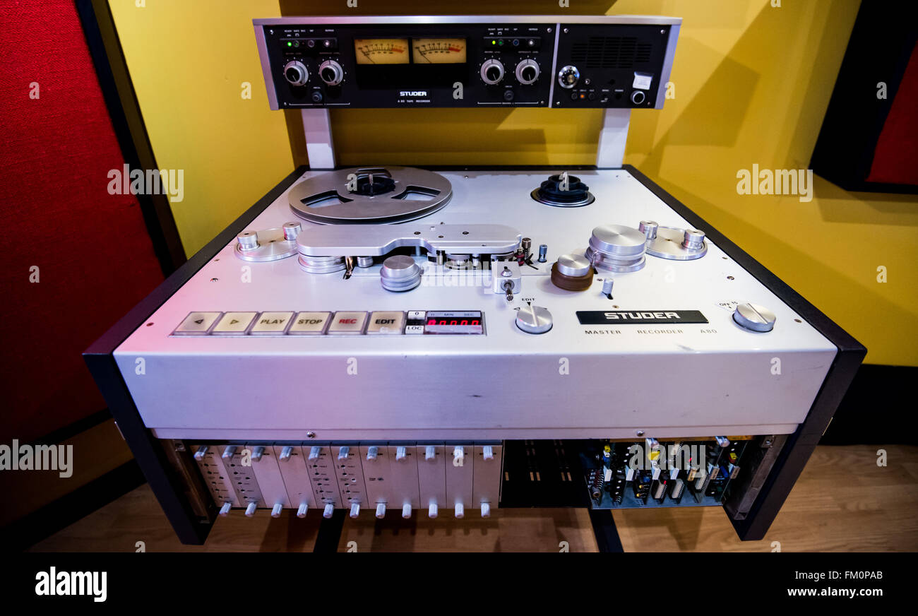 Studer reel to reel tape recording machine for music Stock Photo - Alamy