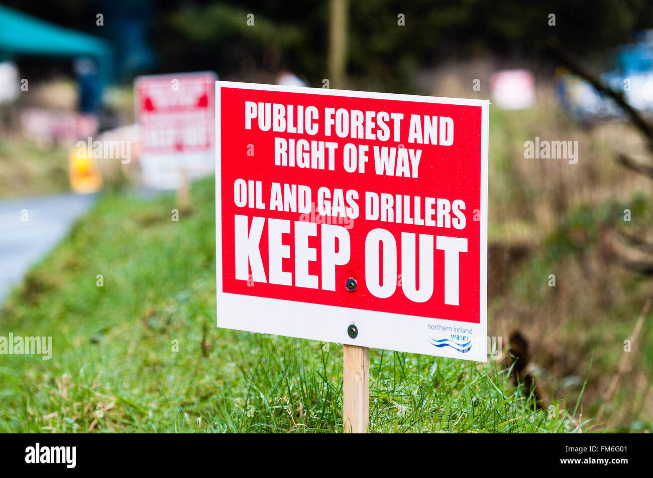 Sign erected by protesters warning oil and gas drilling companies to keep out of public land and protected water catchment area. Stock Photo