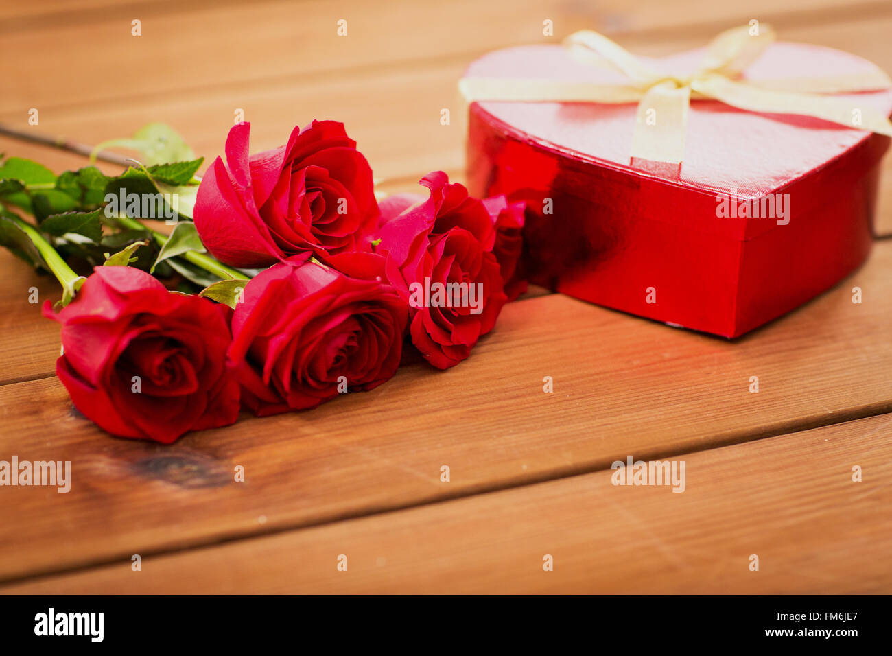 Top view of beautiful red rose, gift box and - Stock Photo [73942990] -  PIXTA