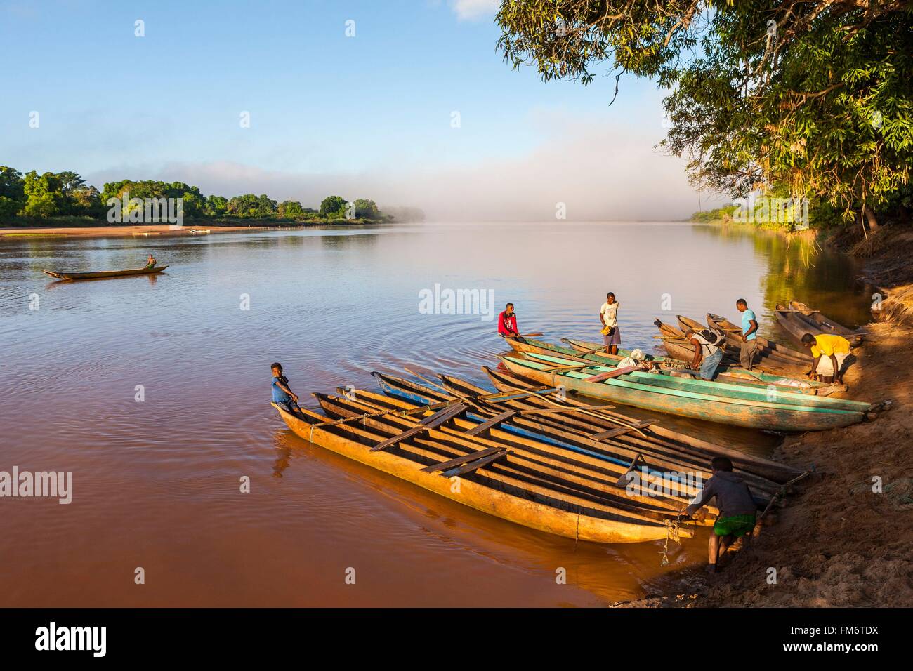 Madagascar, Southwest, region of Melaky, Bekopaka, dugout on the river Manambolo Stock Photo