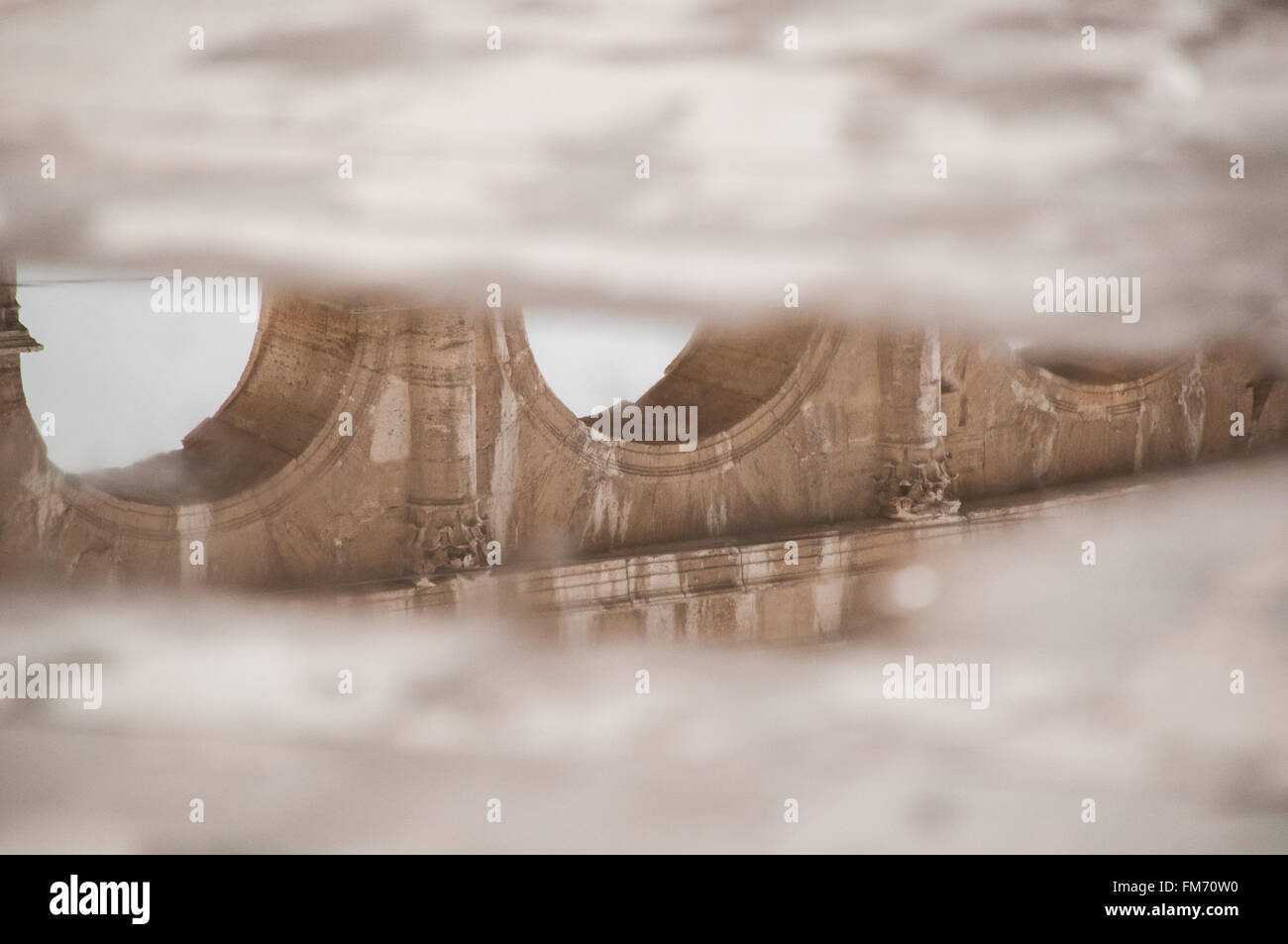 The Colosseum reflected in a puddle, Rome, Italy Stock Photo - Alamy
