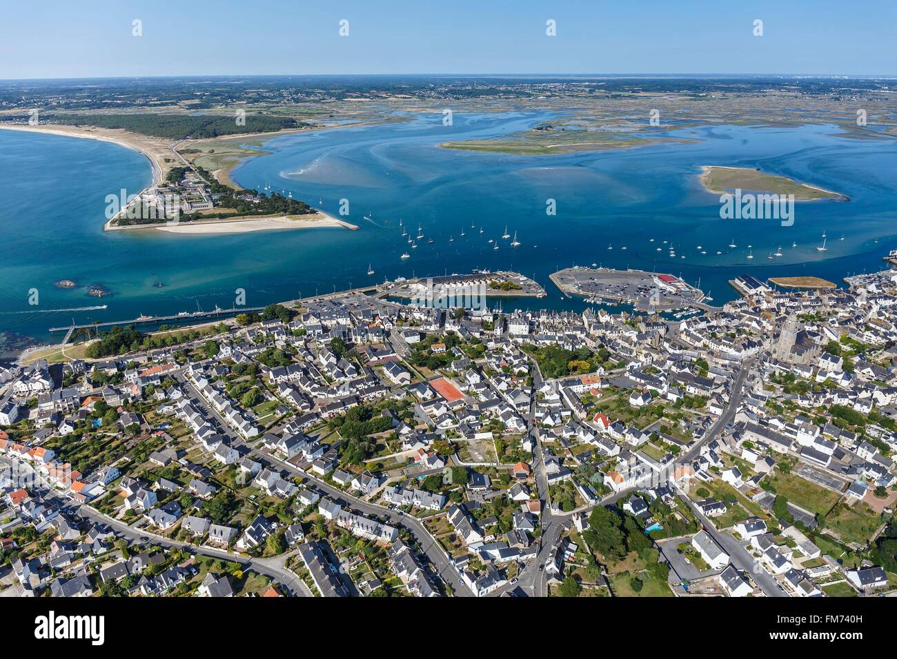 France, Loire Atlantique, Le Croisic, the village, Pen Bron and Guerande salt marshes (aerial view) Stock Photo