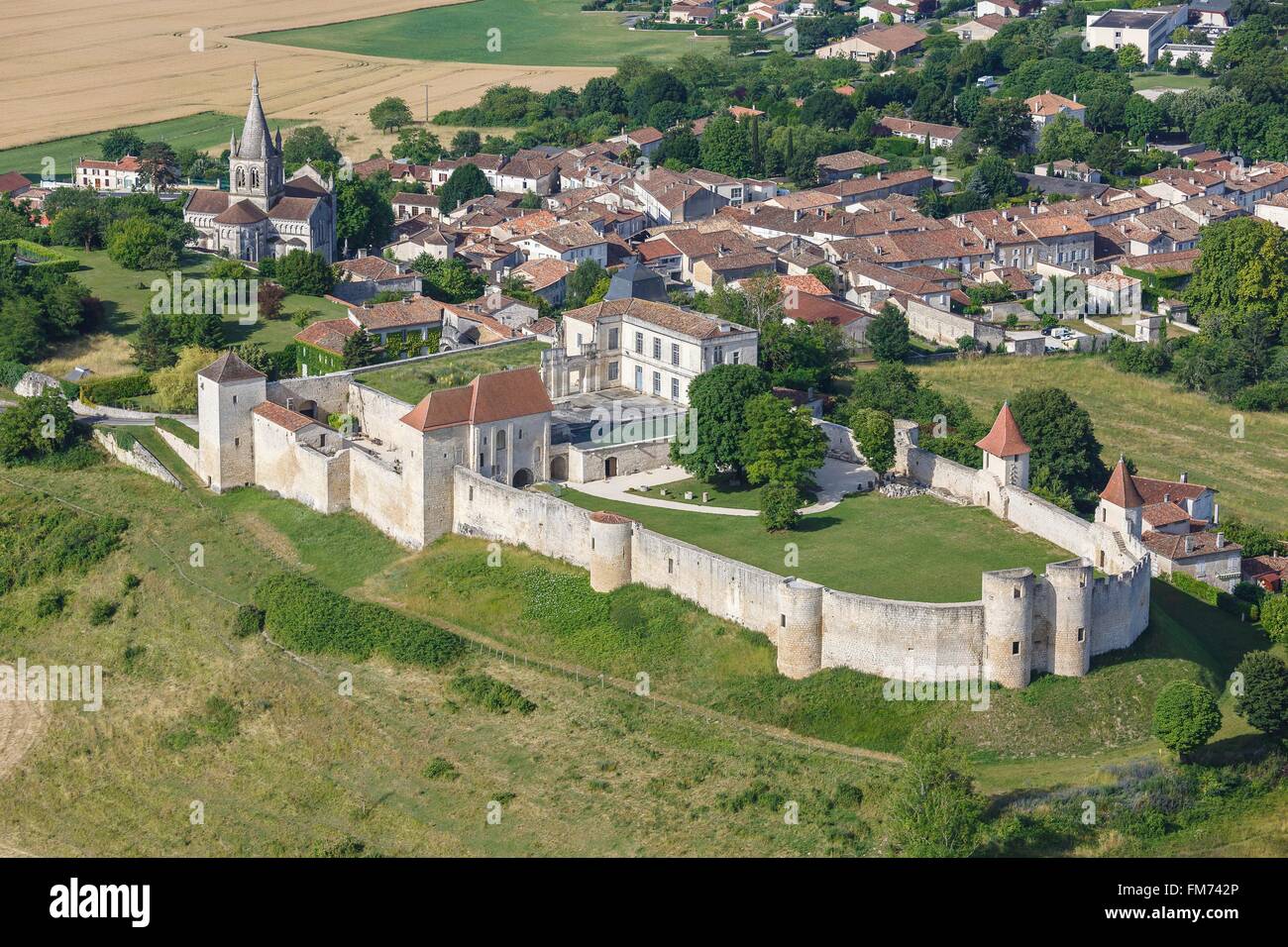France, Charente, Villebois Lavalette, the village and the castle