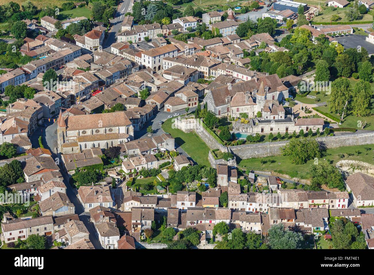 France, Lot et Garonne, Lauzun, the village, the castle and the church (aerial view) Stock Photo