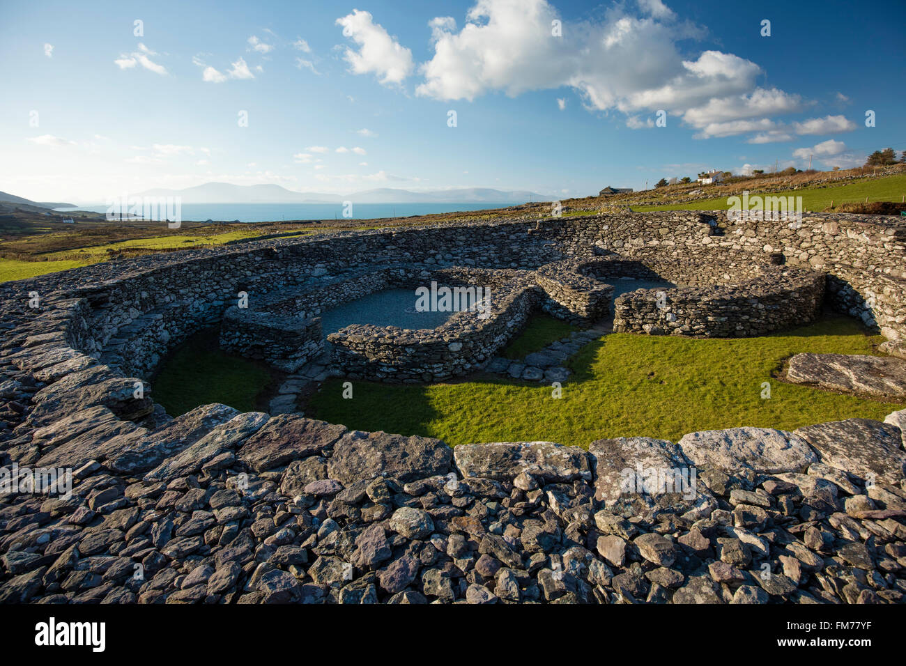 Loher Stone Fort, Ballinskelligs Bay, County Kerry, Ireland. Stock Photo