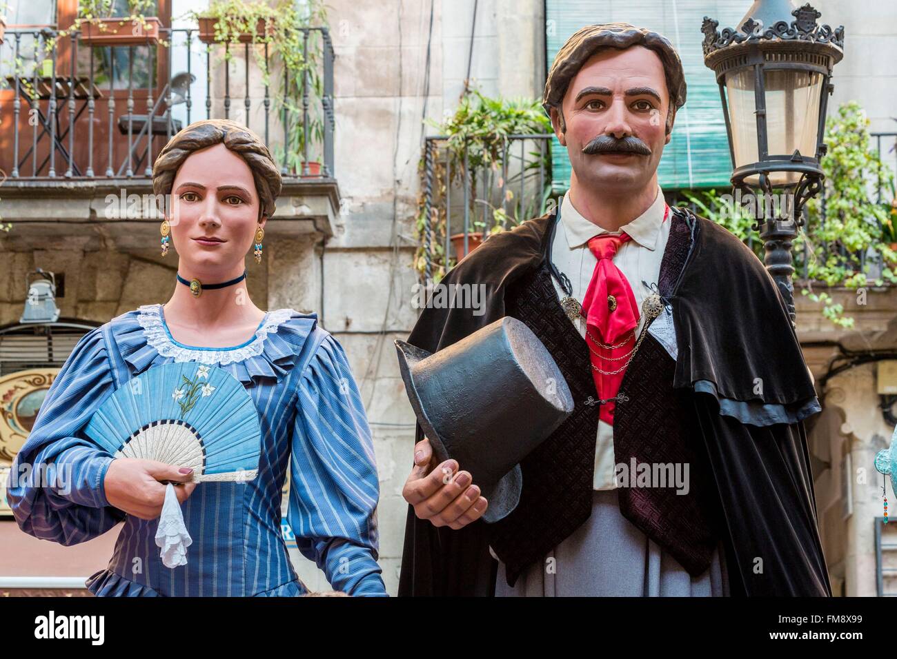 Giant festival puppets spain hires stock photography and images Alamy