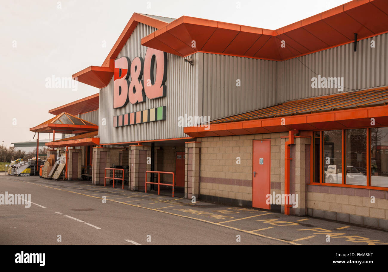 B q warehouse hi-res stock photography and images - Alamy