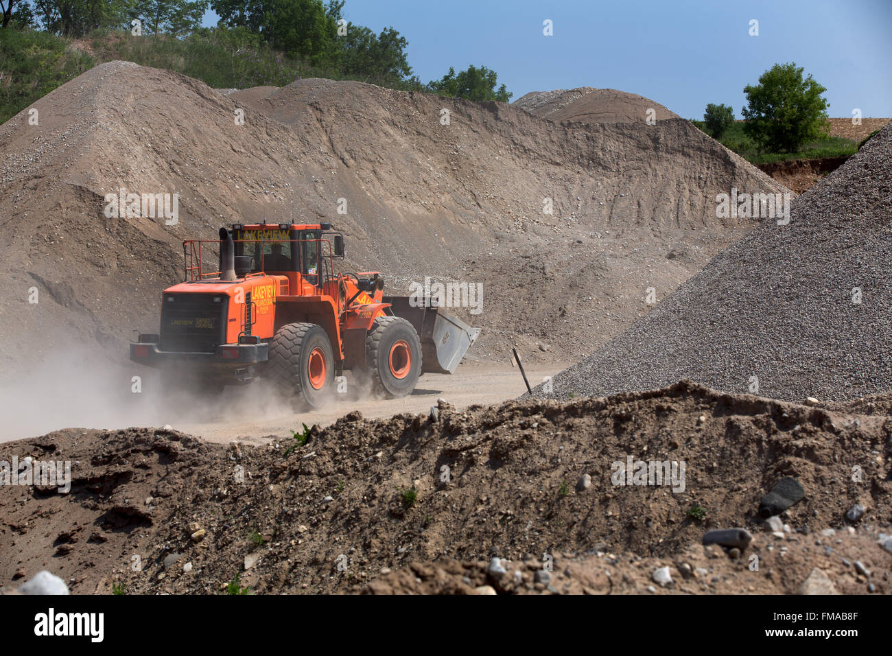 Front loader gravel pit ontario canada hires stock photography and