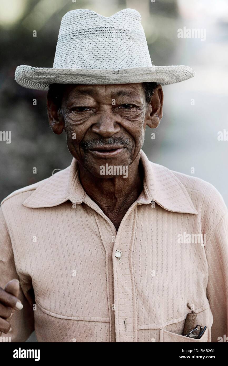 Cuba, Guantanamo, Baracoa, Old thin man with emaciated wearing a straw hat Stock Photo