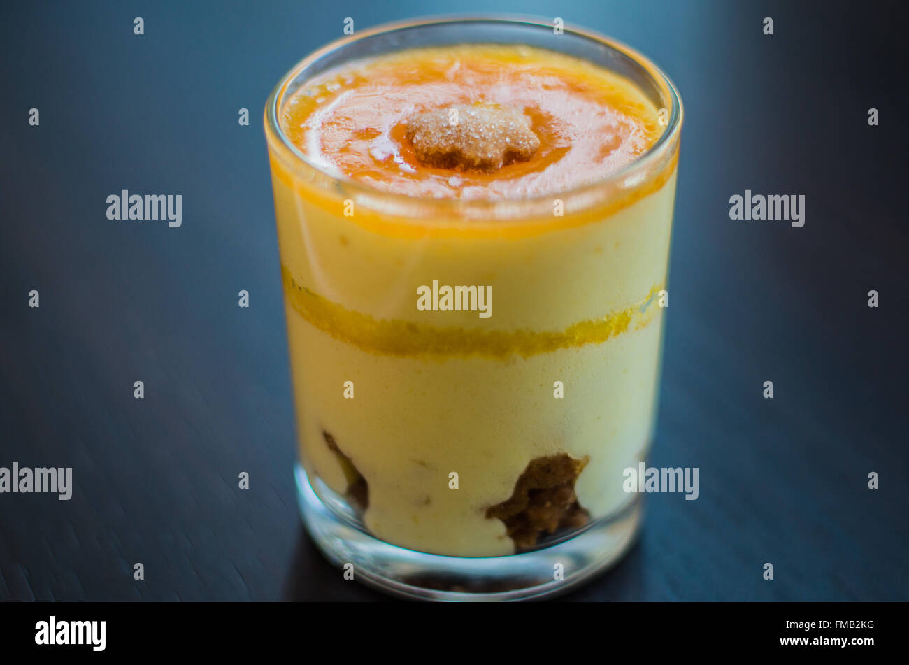 Pastiera napoletana in un bicchiere con biscotti e crema Stock Photo