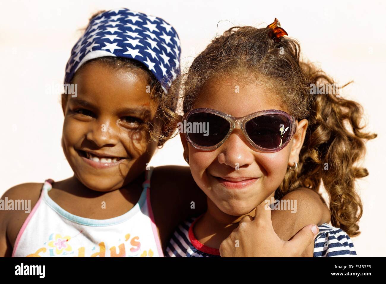 Cuba, Sancti Spiritus, Trinidad, Girls standing by the neck Stock Photo