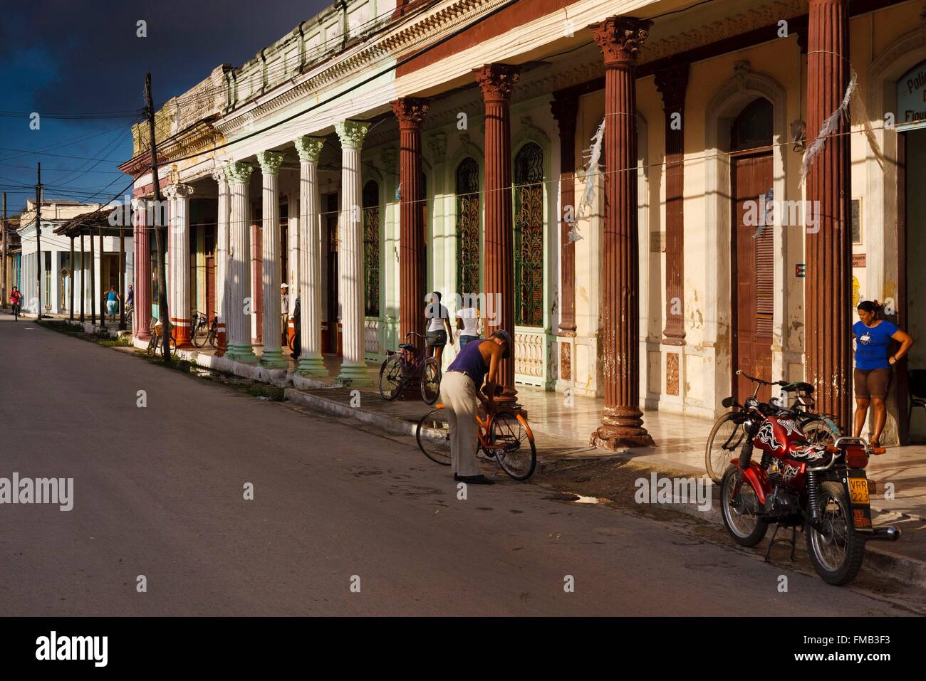 Cuba, Villa Clara, Caibarien, Old columns houses, souvenirs of the