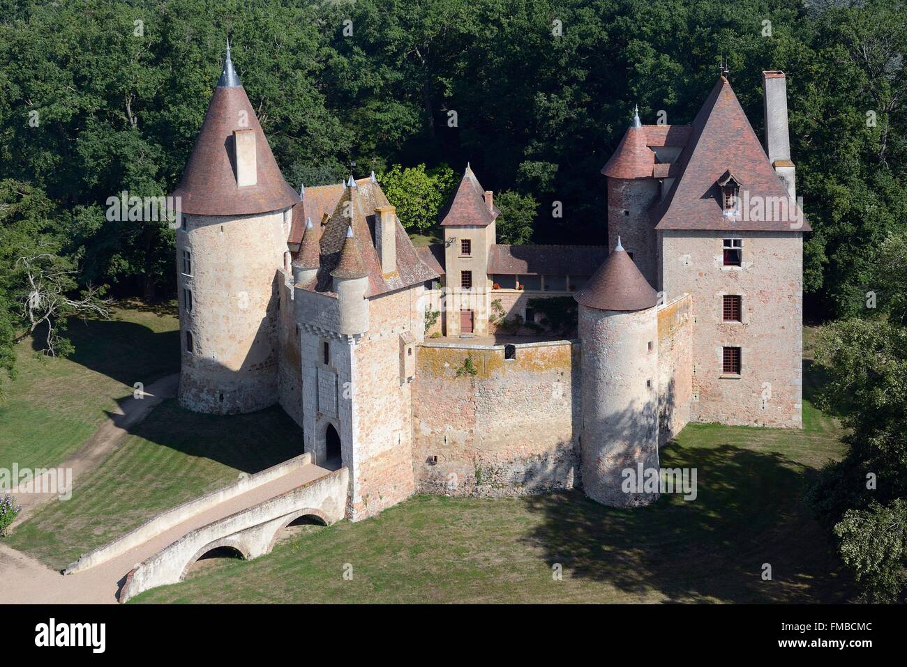 France, Allier, Saint Pourçain sur Besbre, the castle of Thoury (aerial view) Stock Photo