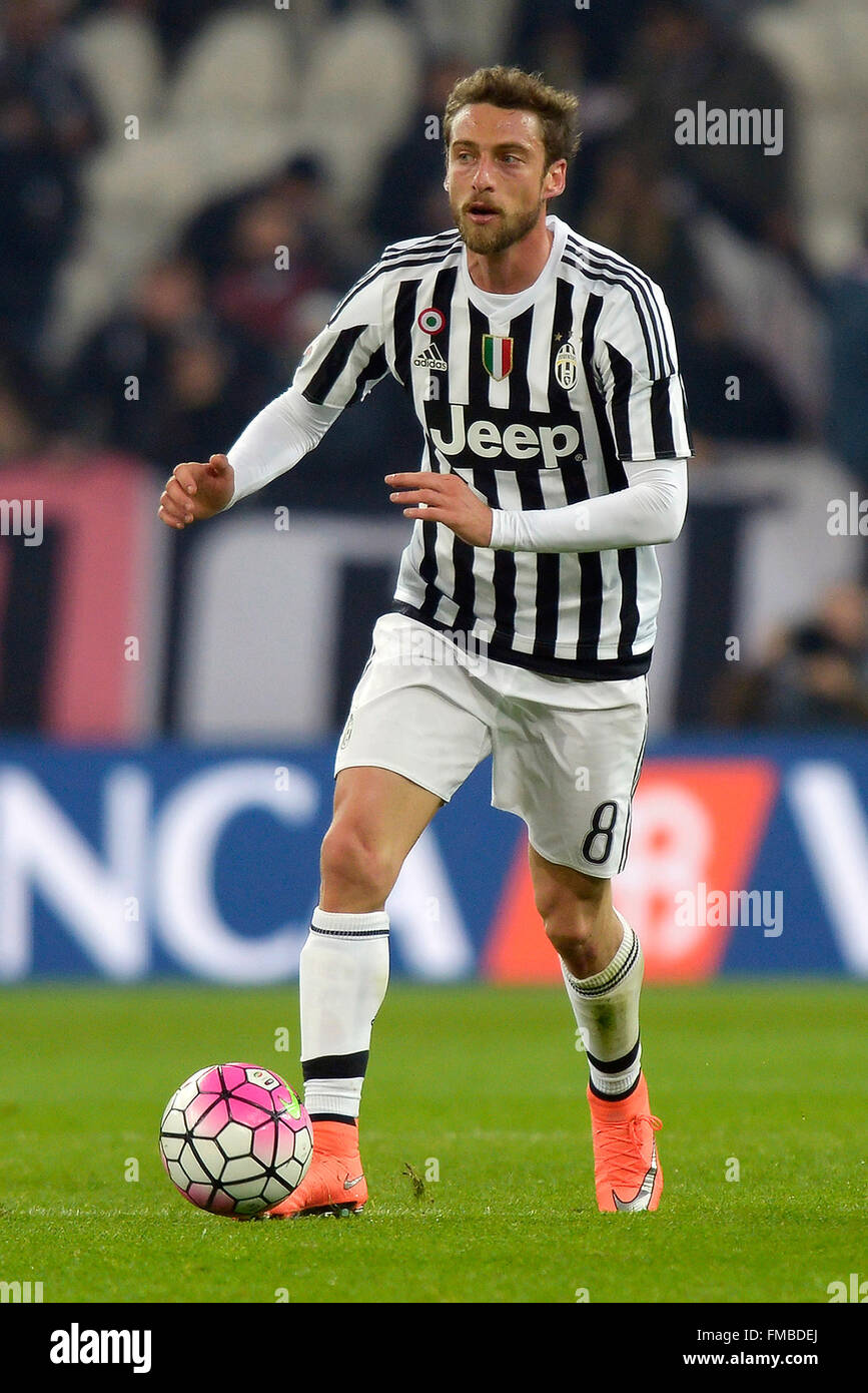 turin-italy-12-march-2016-claudio-marchisio-juventus-torino-11-03