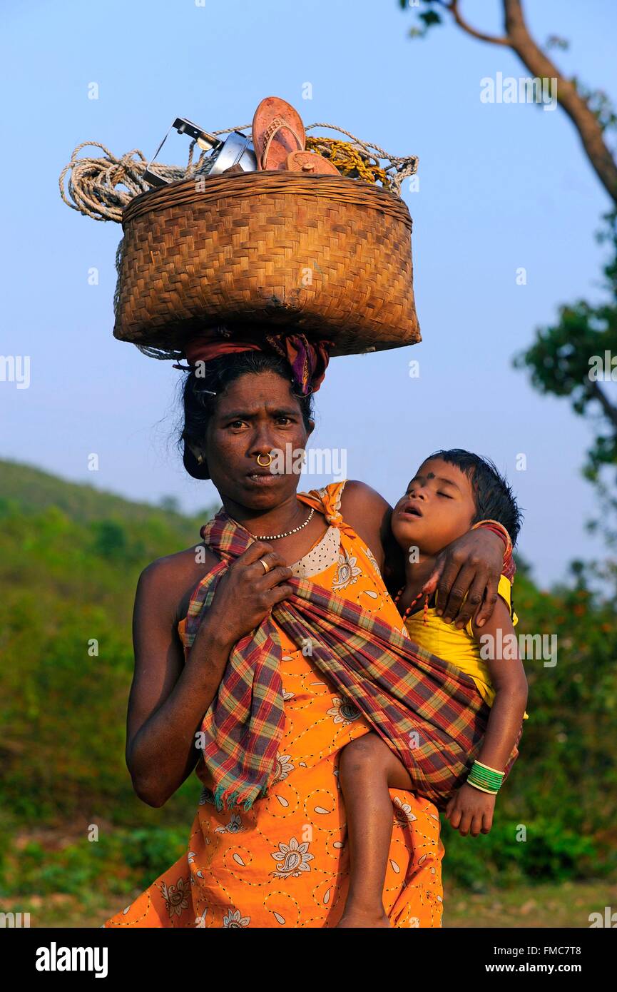 Indian woman carrying baby on hi-res stock photography and images - Alamy