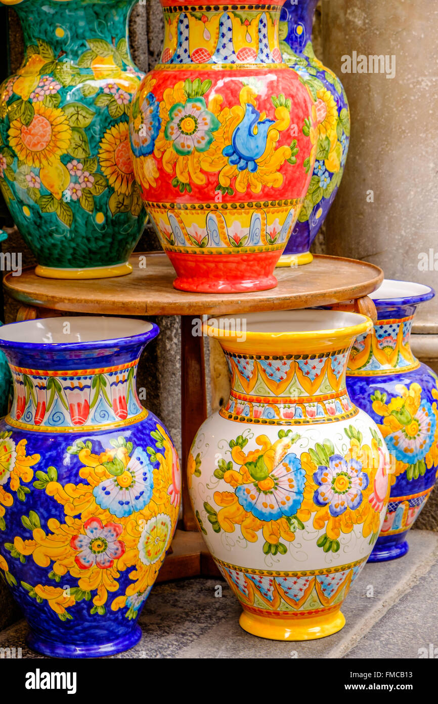 Italian Pottery Stock Photos Italian Pottery Stock Images Alamy