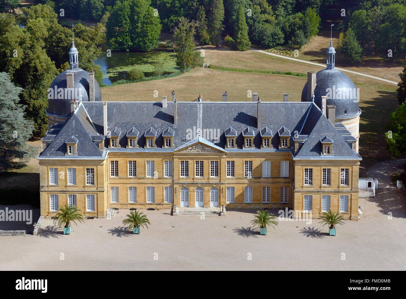 France, Saone et Loire, Palinges, the castle of Digoine (aerial view) Stock Photo