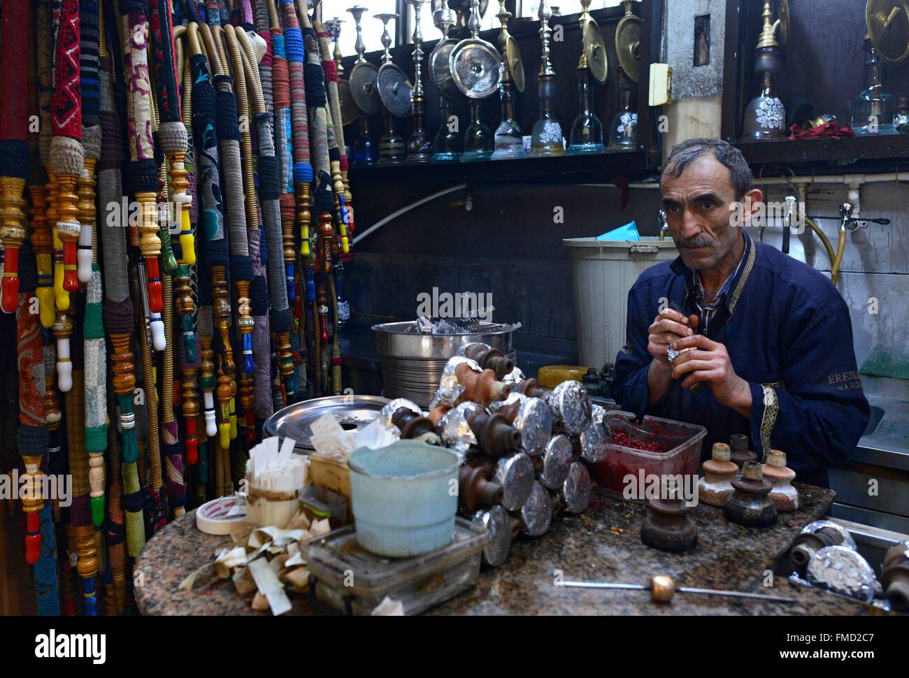 Turkey, Istanbul, water pipe cafe Stock Photo Alamy