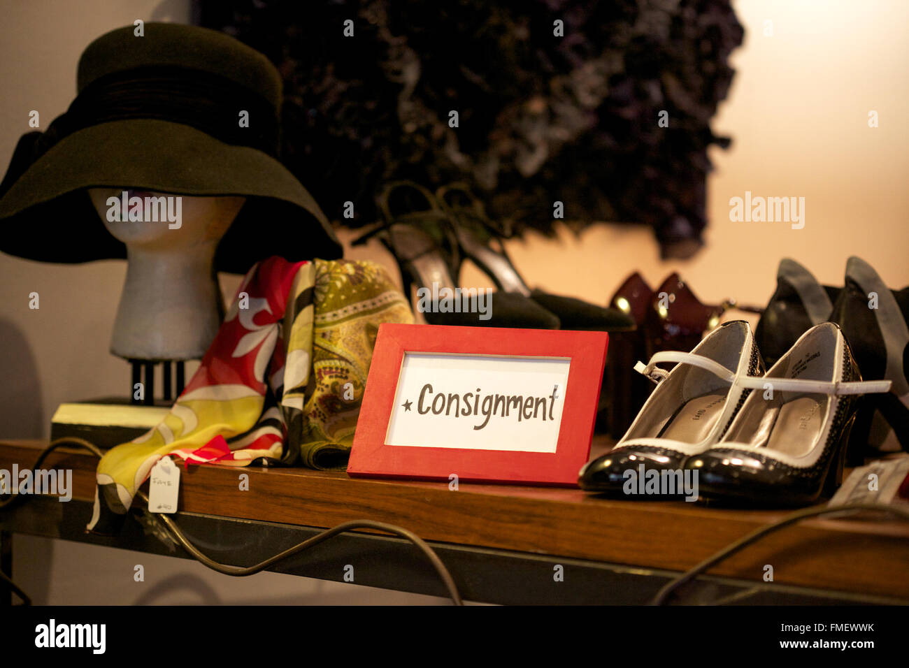 Consignment store hi-res stock photography and images - Alamy