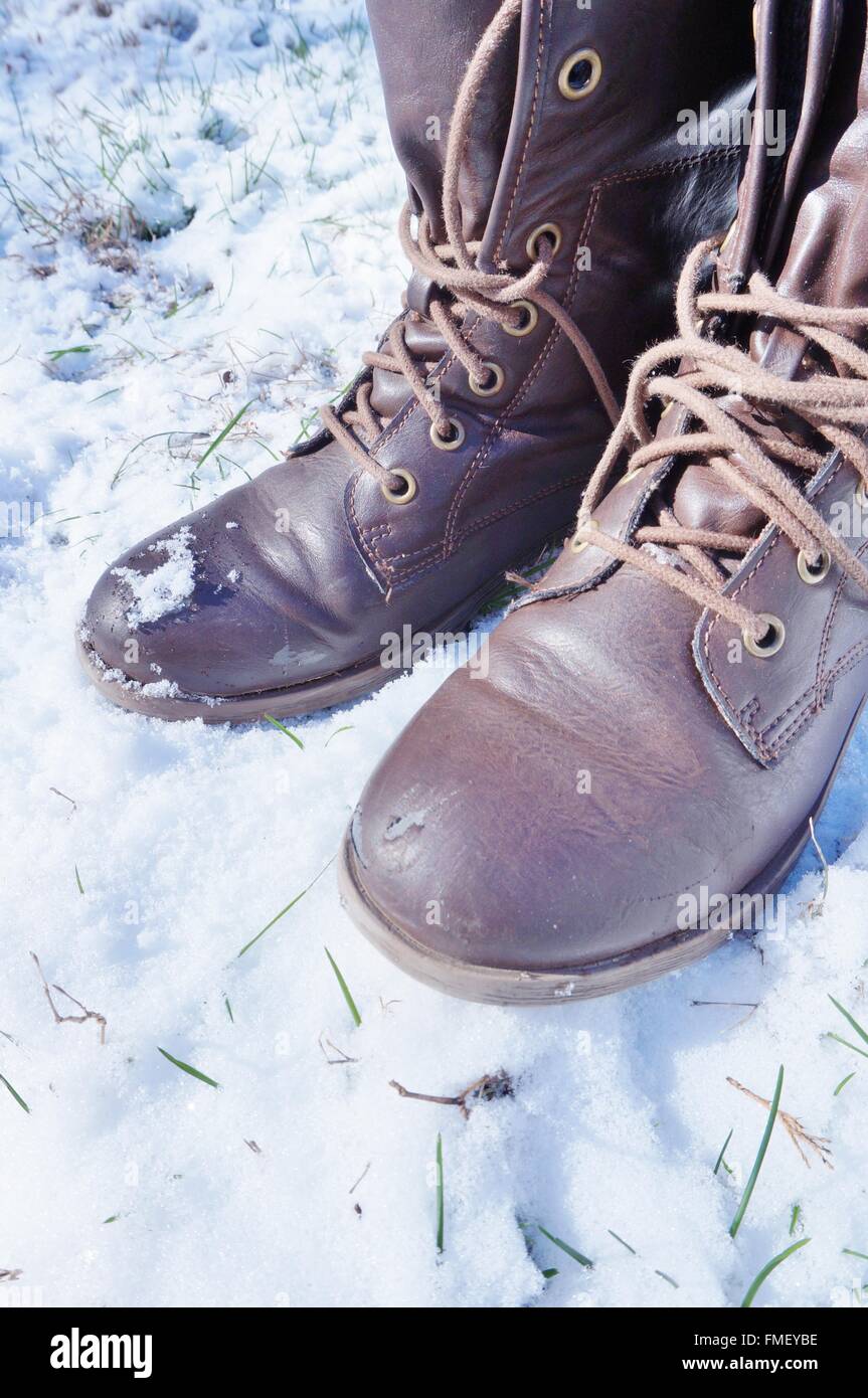 combat winter boots