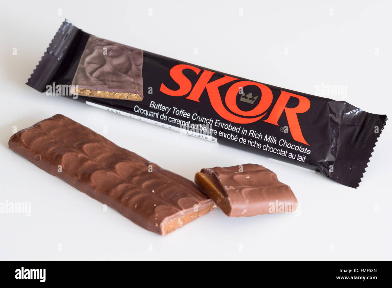 A Skor chocolate bar. Canadian packaging shown Stock Photo - Alamy