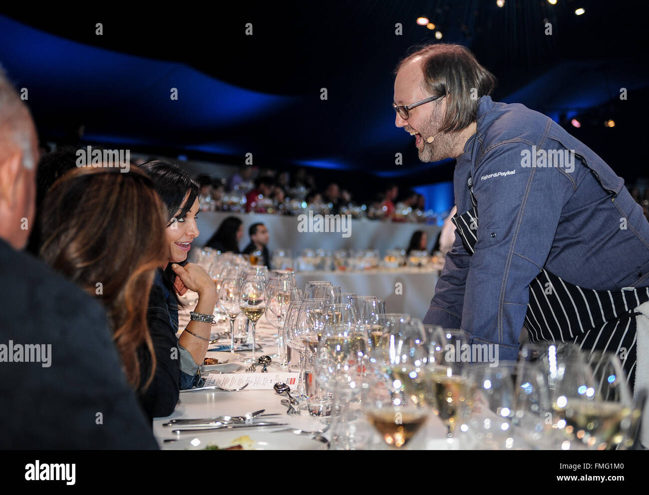 Los Angeles, USA. 11th Mar, 2016. Chef Wylie Dufresne talks with participants as six top chefs from across the United States present a delicacy dinner at American Masters Dinner night held during All-star Chef Classic Los Angeles in Los Angeles, the United States, on March 11, 2016. © Zhang Chaoqun/Xinhua/Alamy Live News Stock Photo