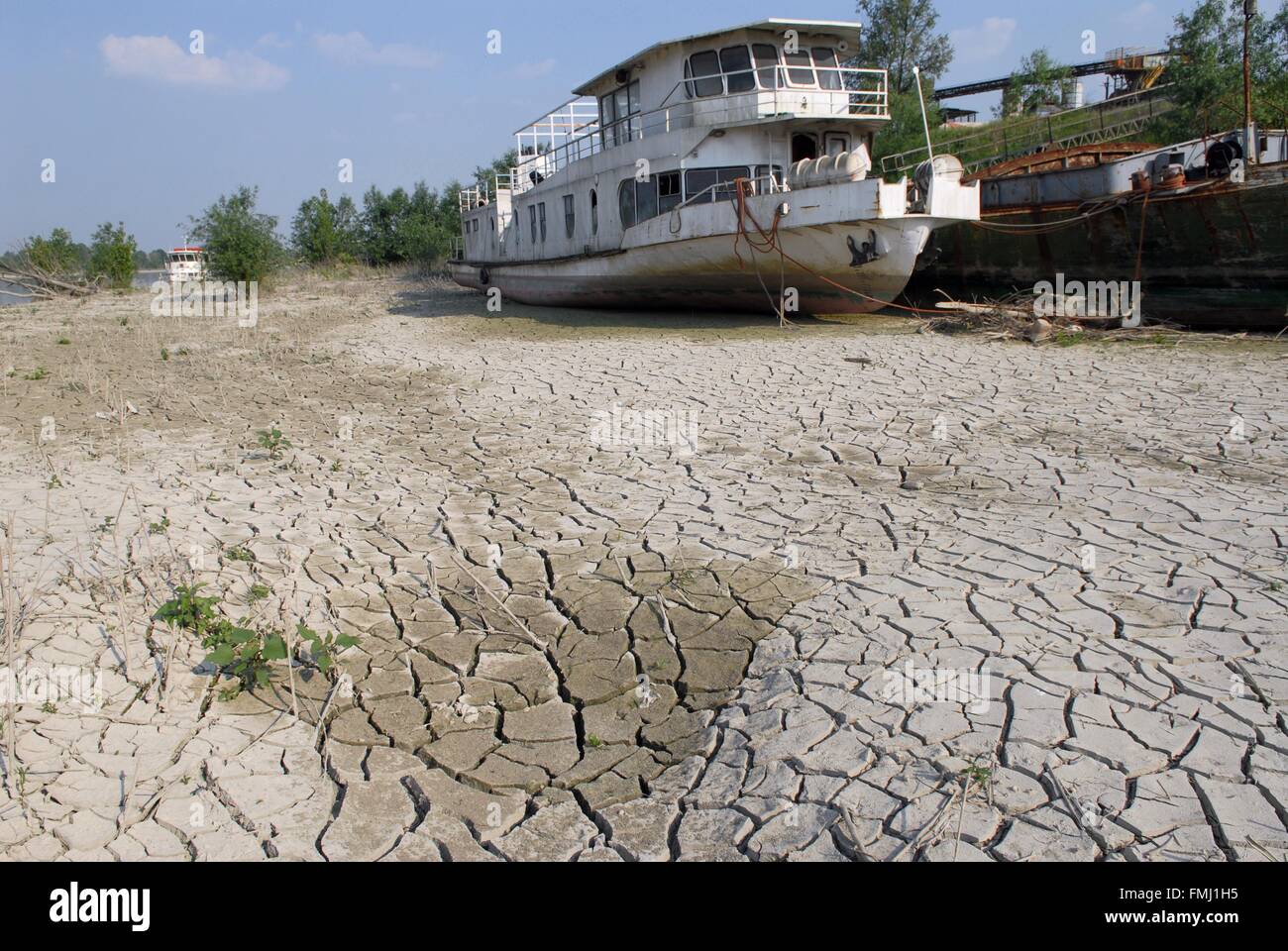 Italy, exceptional low water of the Po river at  Boretto (Parma) Stock Photo