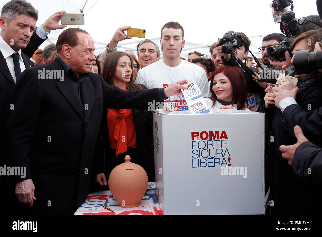 Rome, Italy. 12th Mar, 2016. Silvio Berlusconi votes at the Gazebo of Pantheon Rome 12th March 2016. Gazebo at Pantheon. Primary elections of the Centre-right party for the local elections of the Mayor of Rome. Photo Samantha Zucchi © Insidefoto/Alamy Live News Credit:  Insidefoto/Alamy Live News Stock Photo