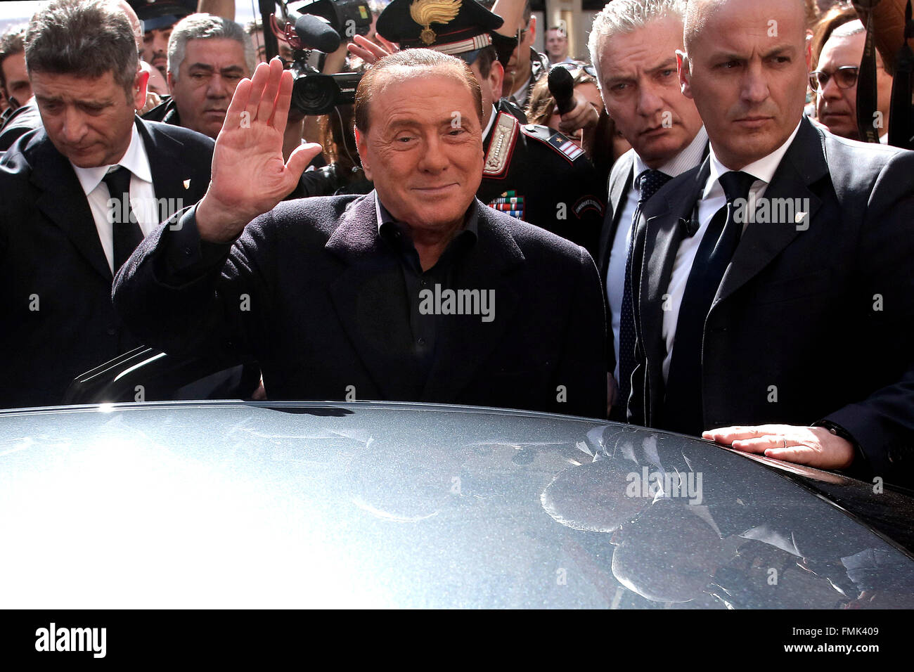 Rome, Italy. 12th Mar, 2016. Silvio Berlusconi waves at people Rome 12th March 2016 Gazebo at Largo Goldoni. Primary elections of the Centre-right party for the local elections of the Mayor of Rome. Photo Samantha Zucchi © Insidefoto/Alamy Live News Credit:  Insidefoto/Alamy Live News Stock Photo