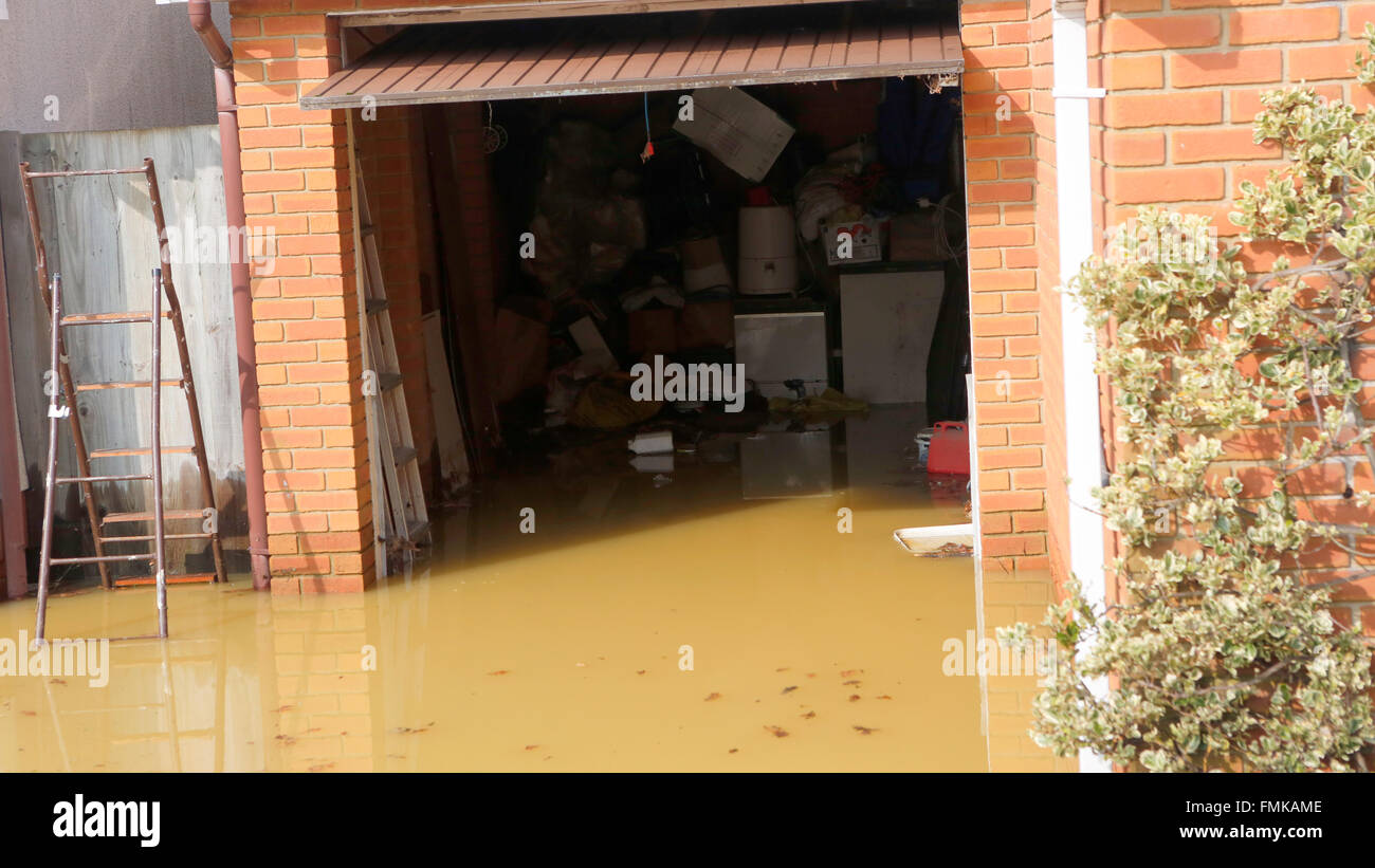 Flooding in southampton hires stock photography and images Alamy
