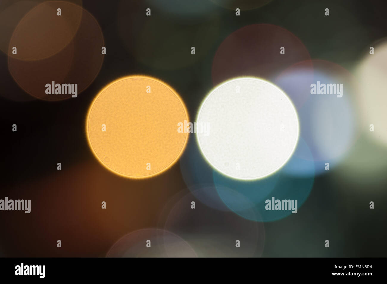 Soft bokeh lights glowing rings hi-res stock photography and images - Alamy